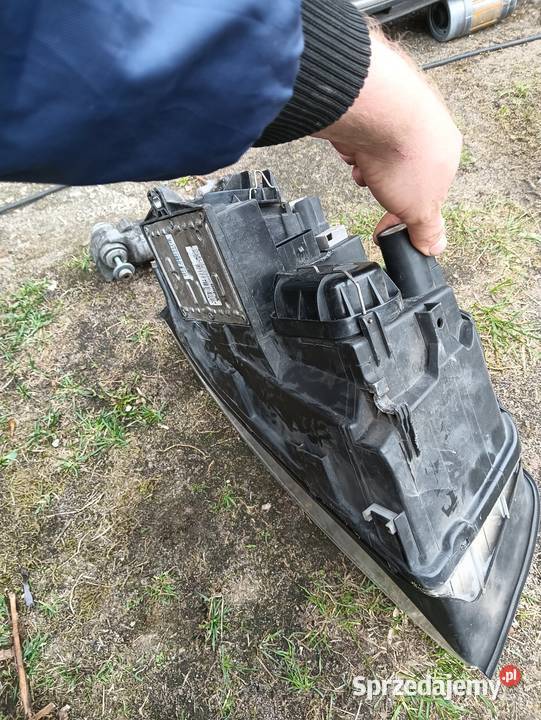 Lampy a4 b6 s4 xenon kompletne oryginalne EU Poniec