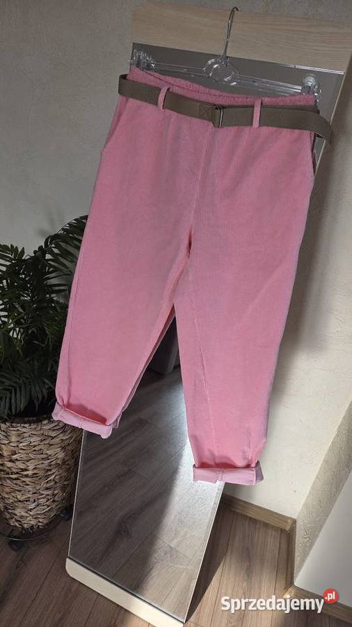 Damskie spodnie sztruksowe różowe Rozmiar uniwersalny wielkopolskie