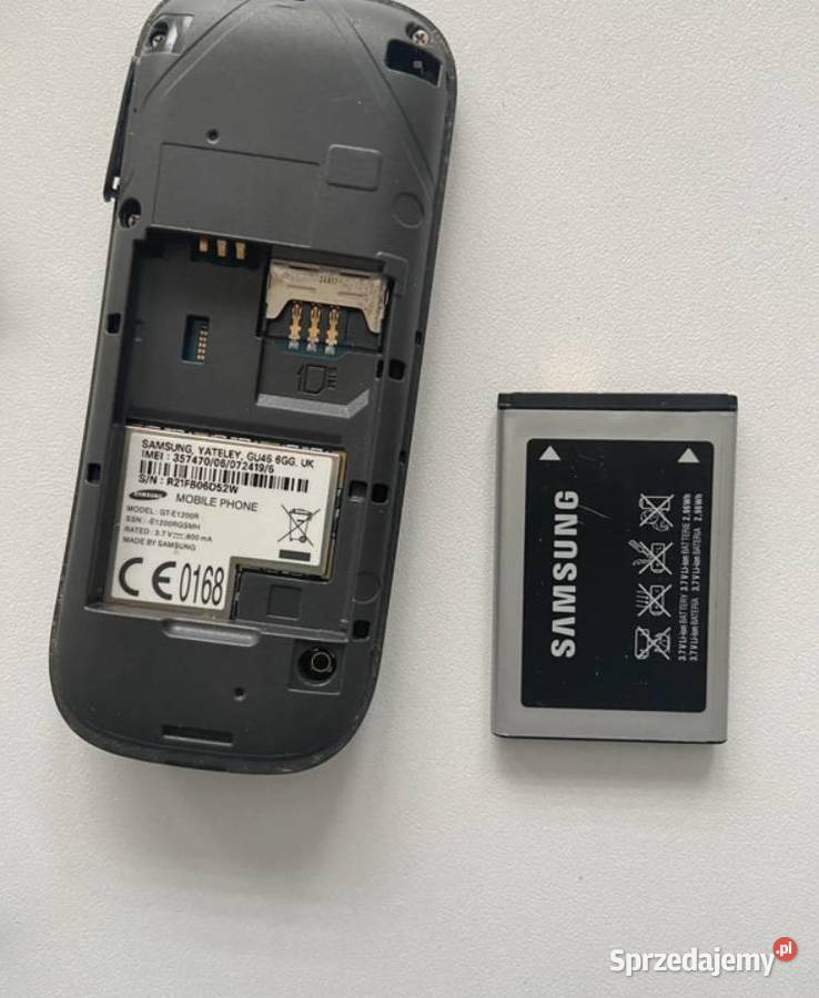 Klasyczny telefon komórkowy Samsung Elektronika Płock