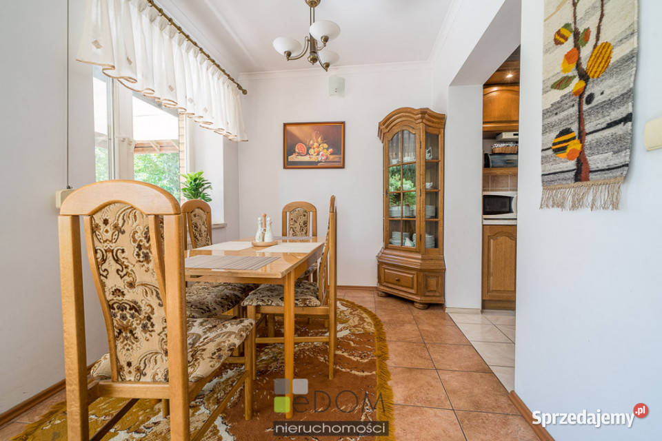 Rodzinny dom w zabudowie bliźniaczej Chwalęcice olejowe