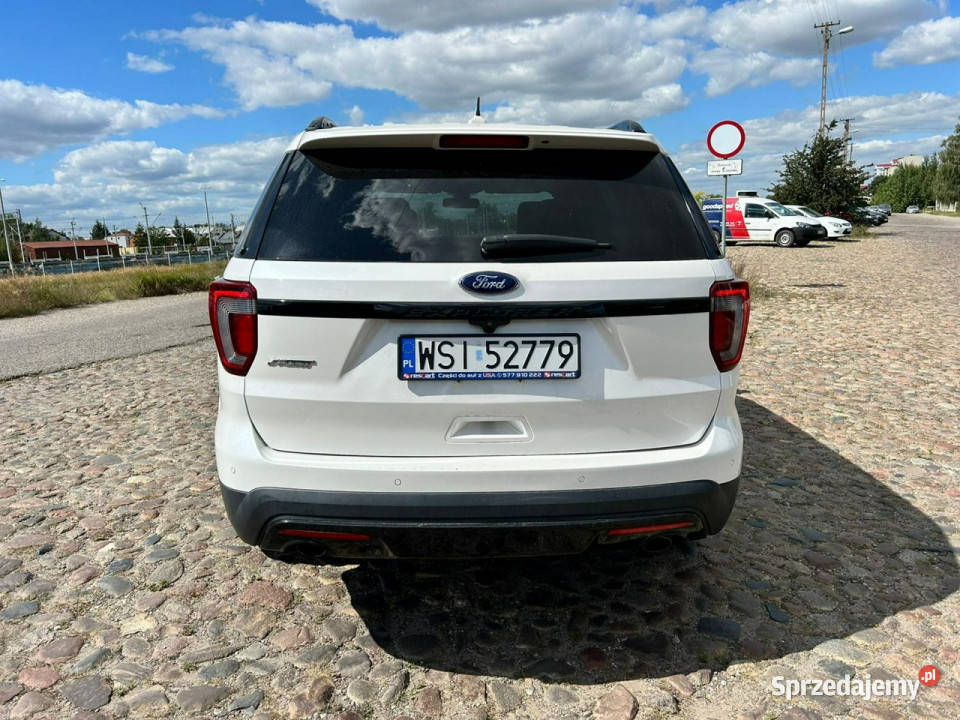 Ford Explorer 4x4 w bogatej wersji Sport IV podgrzewane fotele