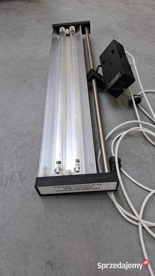 Lampa Famed vs 322 bakteriobójcza Kryspinów