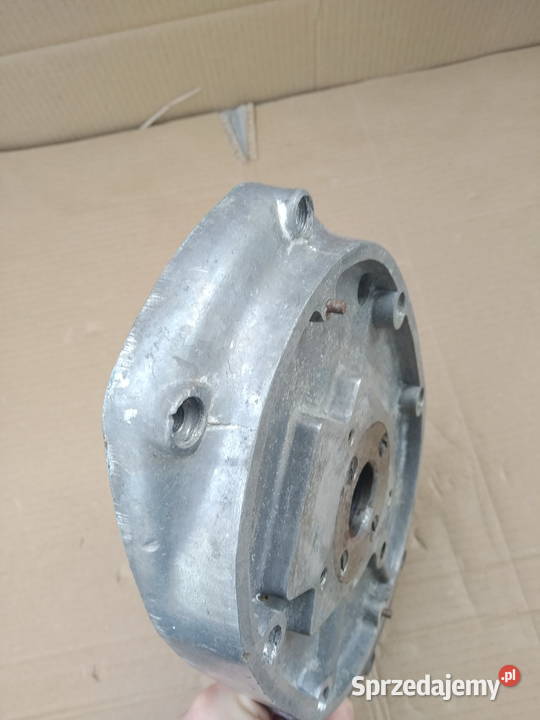 DEKIEL POKRYWA ROZRZĄDU K750 górna krótka odma Głogów Małopolski sprzedam