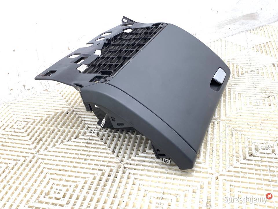 SCHOWEK PASAŻERA AUDI A4 B8 Kombi 0715 osobowe