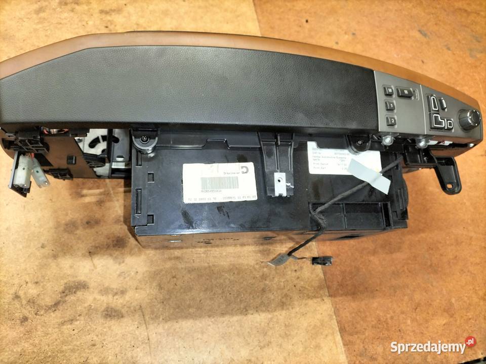 Podłokietnik centralny ze schowlkiem BMW E65 E66 śląskie Poręba