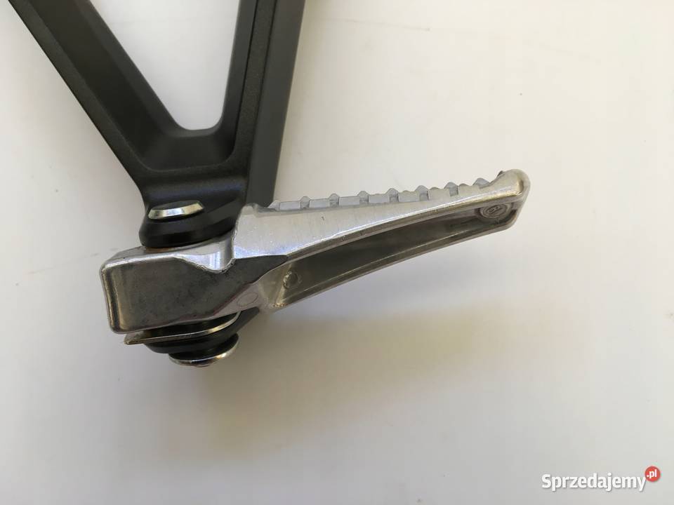 HONDA CBR 1000 RR SC82 20 Set podnóżek tył L Łobżenica