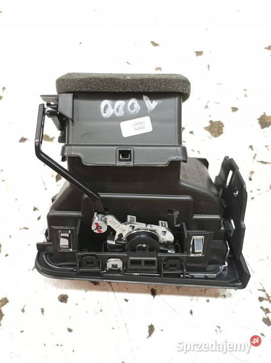 KRATKI NAWIEWU LEWA KIEROWCY DESKI EU 687615061R Kratki nawiewu