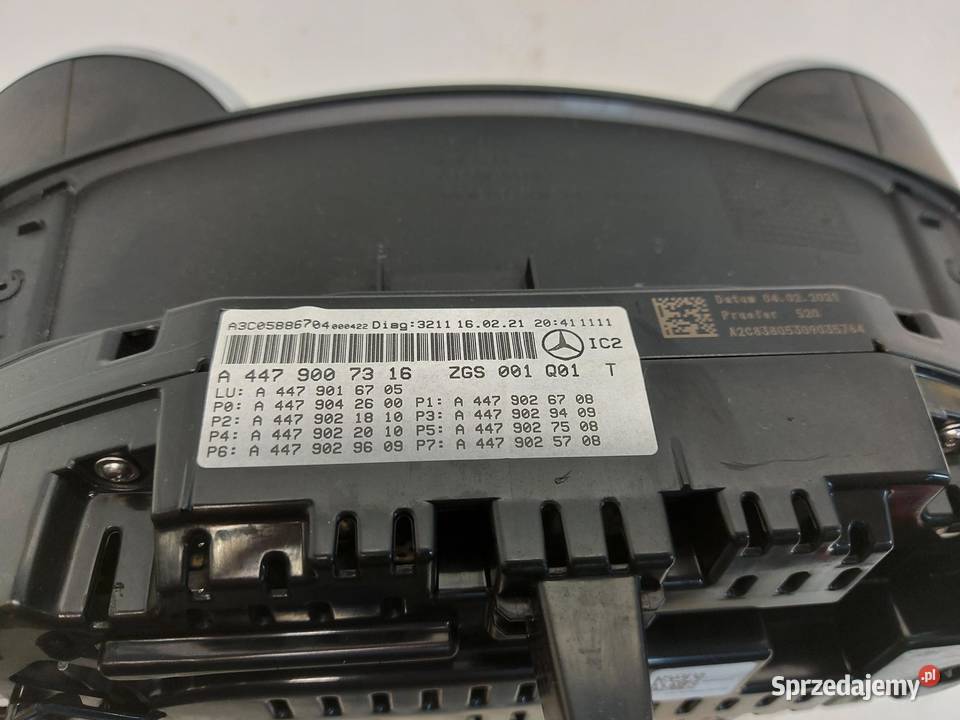 Mercedes EQV w447 Vklasa licznik zegary uk