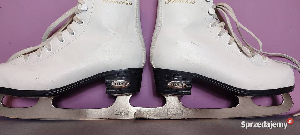 Łyżwy figurowe rozmiar 36 wkładka 233 52 Jasień sprzedam