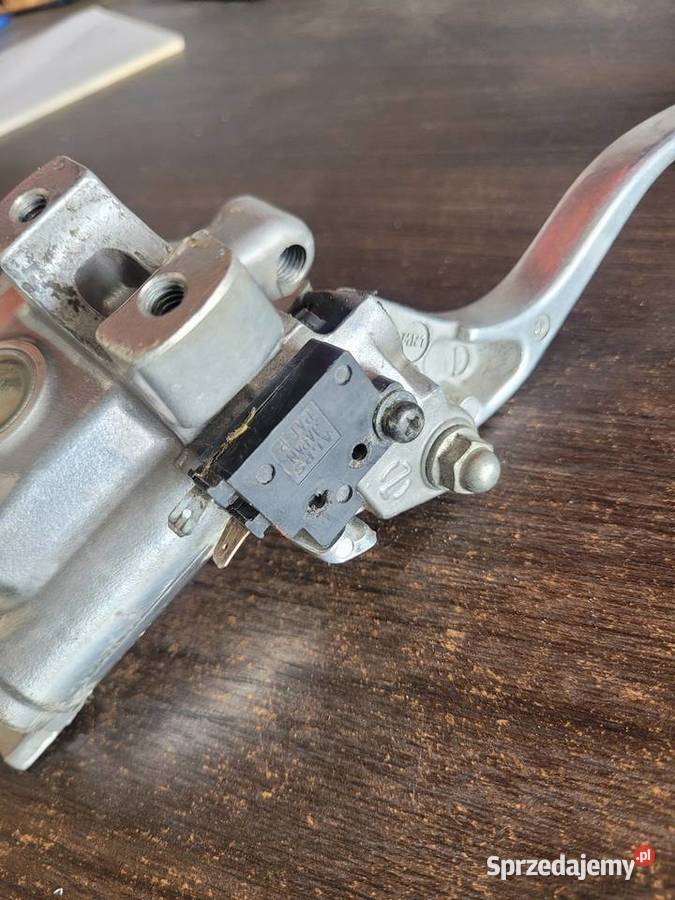 HONDA VALKYRIE GL 1500 C F6C OEM POMPA HAMULCA Pompy hamulcowe