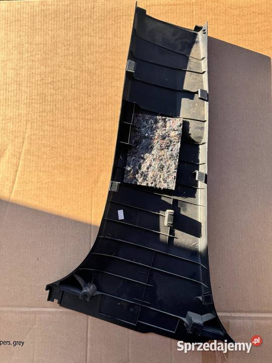 Osłona słupka środkowego prawa TOYOTA YARIS III Brzesko