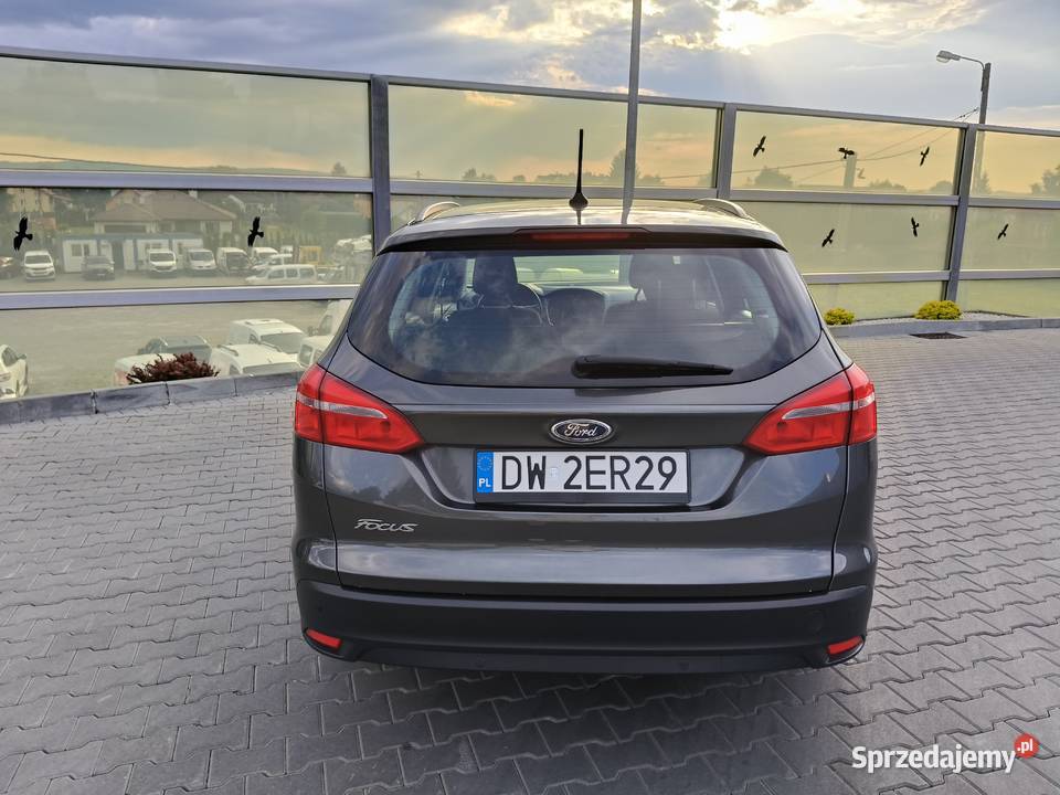 Ford Focus nowe opony klima serwisie wym rozrząd manualna sprzedam