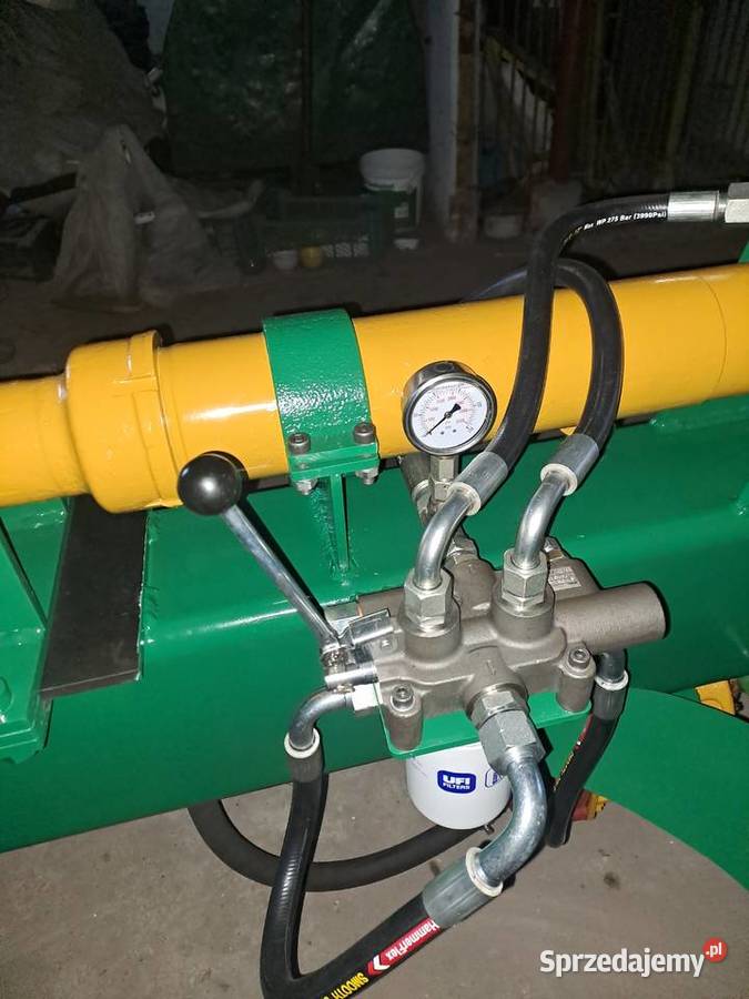Łuparka hydrauliczna do ciągnika Wilcza Wola