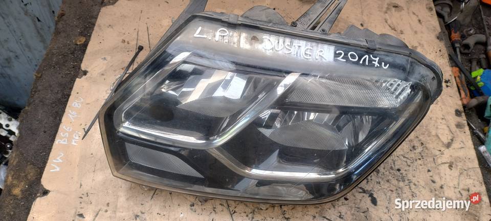 DACIA DUSTER I LIFT lampa przód lewa Kielce