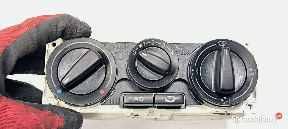 PANEL KLIMATYZACJI SKODA OCTAVIA I LIFT kujawsko-pomorskie Lipno