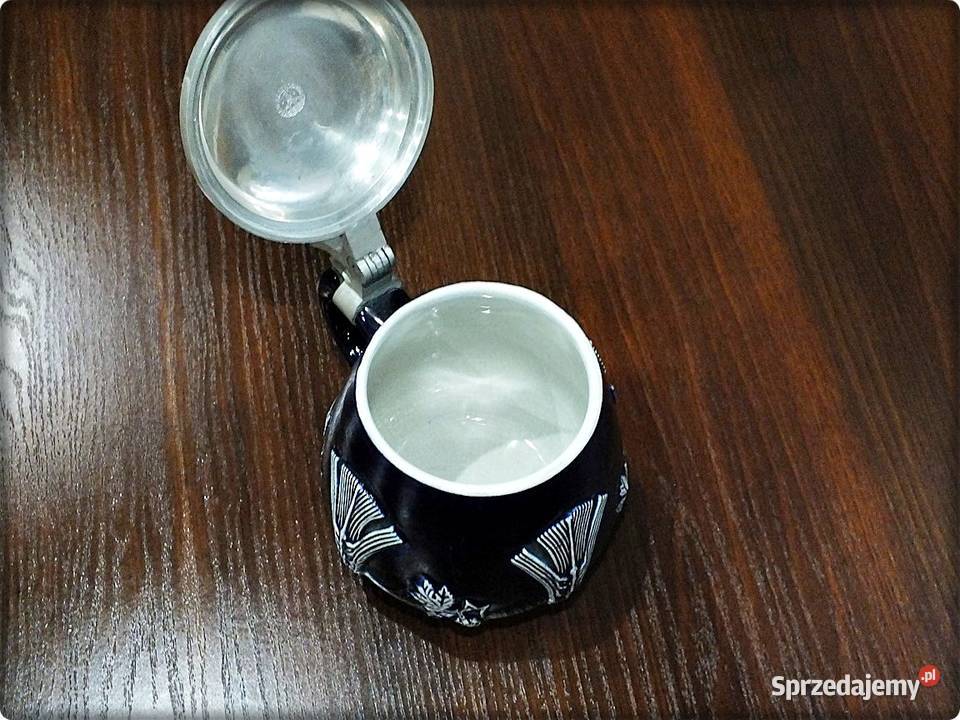 Kufel niemiecki z cynową pokrywką Sygnowany Żary