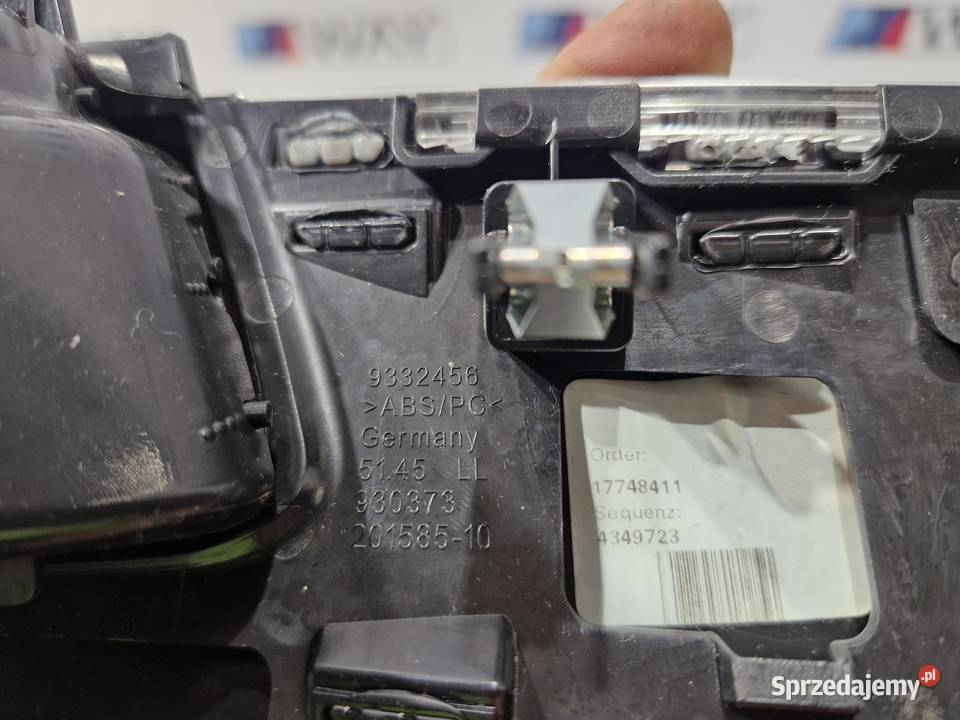 9332456 BMW X1 F48 DEKOR LISTWA KRATKA NAWIEW osobowe