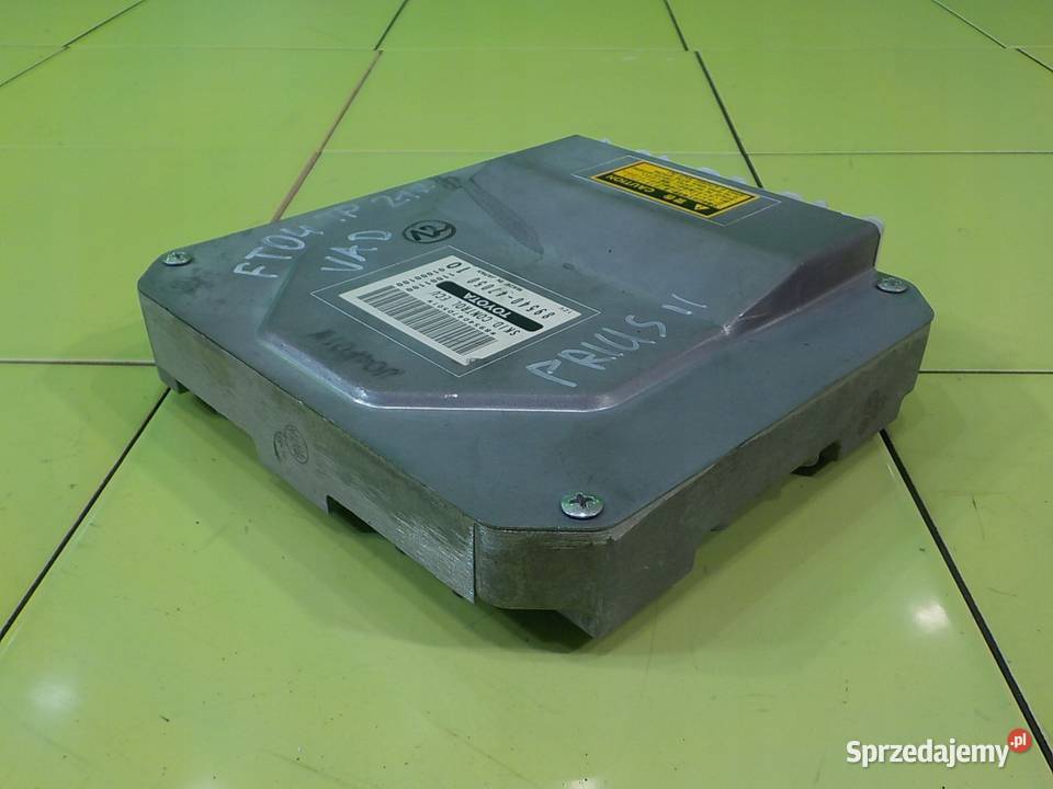 TOYOTA PRIUS II 15 VVTI 04r HB 5D sterownik osobowe Suków