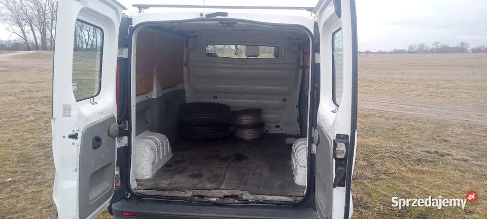 Uwaga Renault Trafic Blaszak 2013 20 dci 1995cm3 Renault