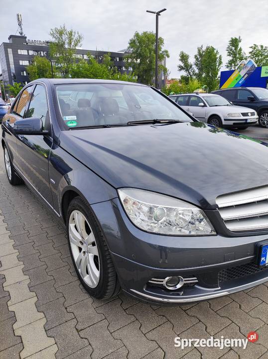 Mercedes Benz C180 W204 2010 Rok produkcji 2010 Warszawa sprzedam