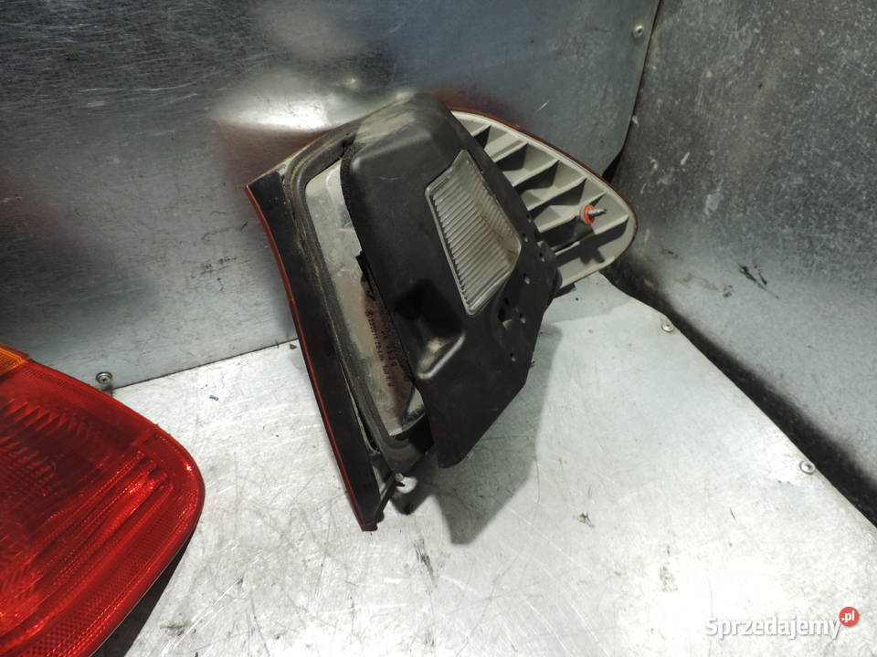 BMW E46 SEDAN LAMPA LEWY TYŁ TYLNA lewe małopolskie