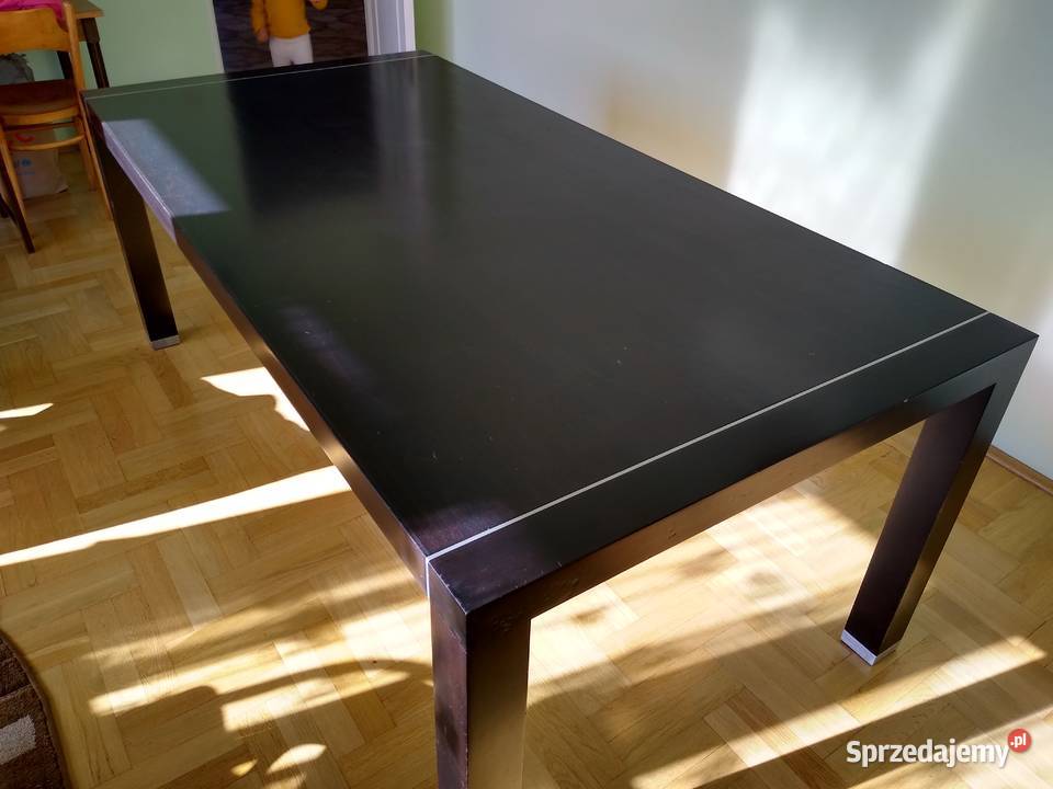 Solidny stół z litego drewna 200 x 100 mahoń grube nogi 8 cm