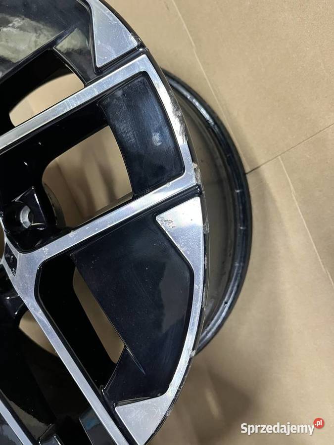 Felga OEM Mercedes Benz EKlasa 18 S214 Średnica 18" Gostyń