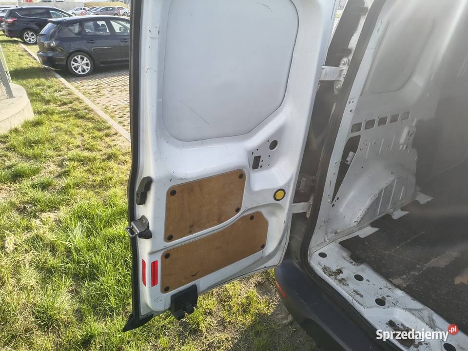 Ford Transit connect long 16200VAT