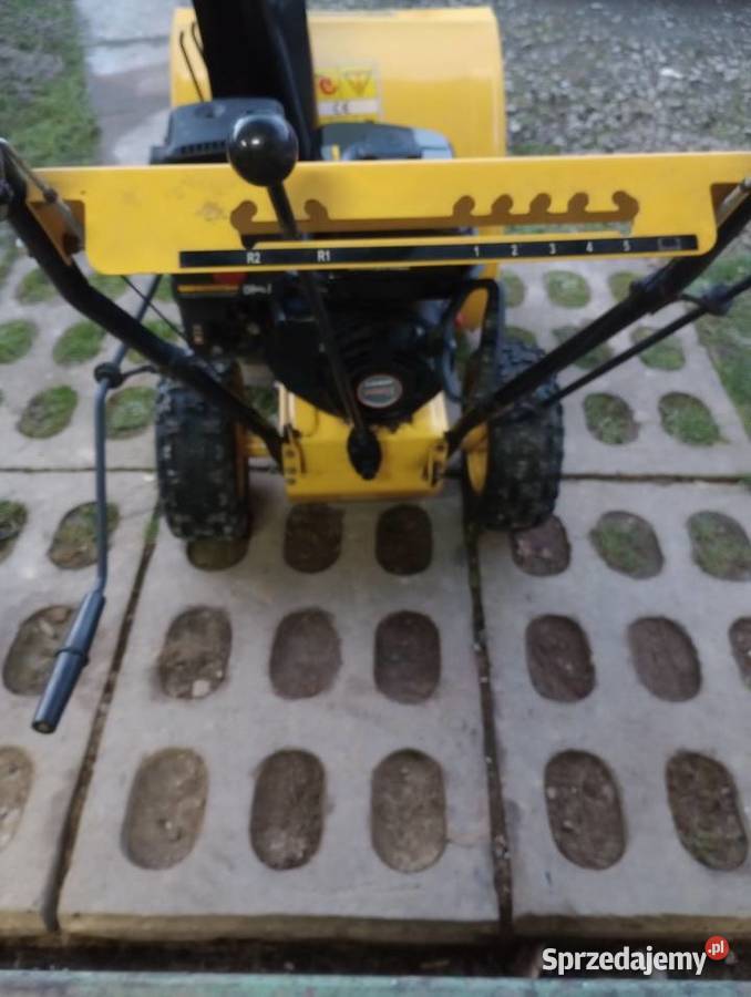 Odśnieżarka spalinowa