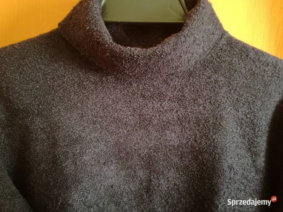 Golfbluzka w śliwkowym kolorzeRozmiar L Rozmiar 40(L) Łódź