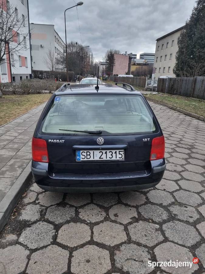 Passat 18t 13 lat w jednych rękach garażowany śląskie