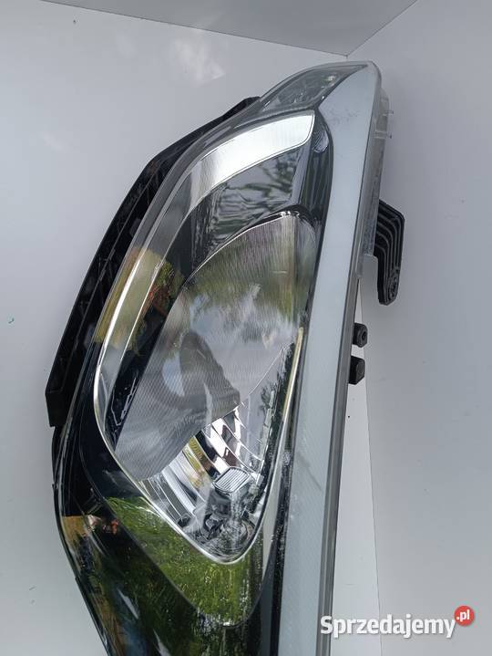 HYUNDAI I20 2014 LAMPA PRZÓD PRZEDNIA LEWA Słowikowo