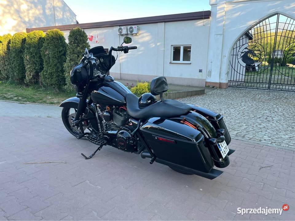 2014 FLHXS Street Glide Special