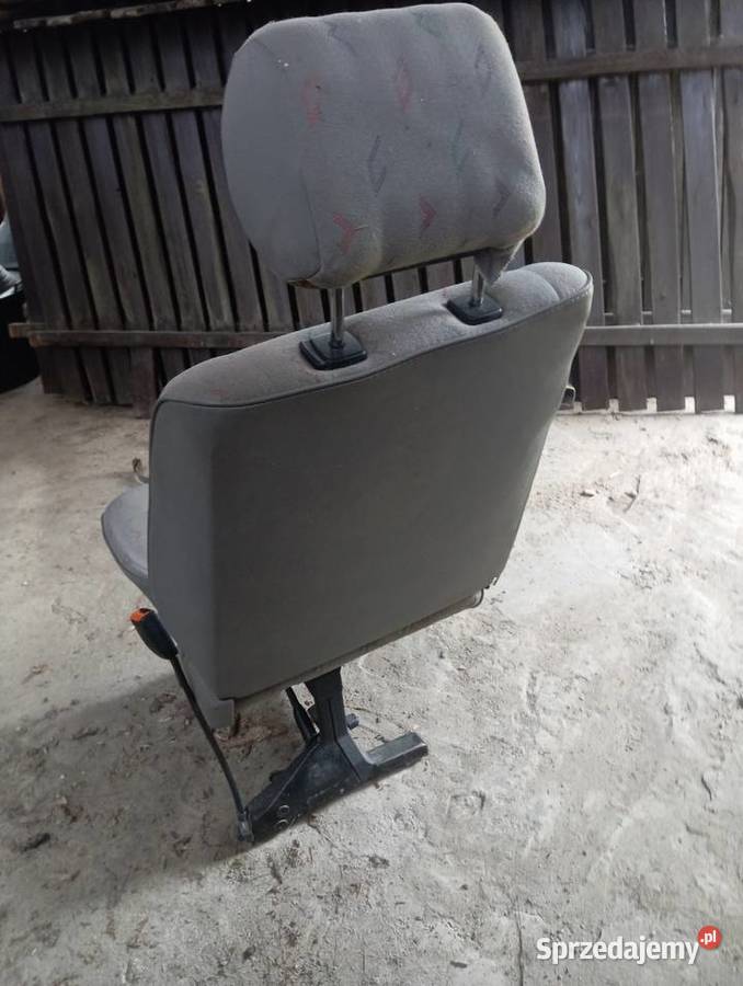 Kanapa t4 drugi rząd Sąspów sprzedam