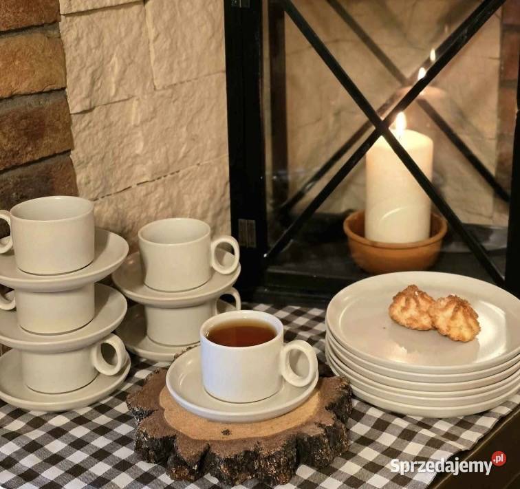 99 Talerze z kubkami 18 elementów białe Zabrze sprzedam