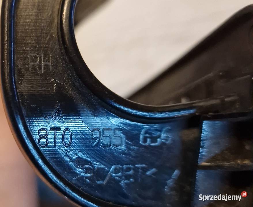Zaślepka spryskiwacza Audi A5 0812 prawa Kwilcz
