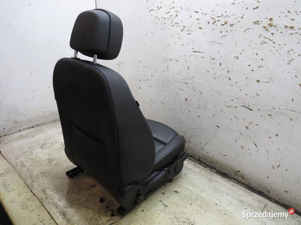 FOTEL PRAWY PRZÓD SKÓRA ZAFIRA C osobowe