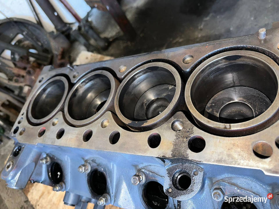 Deutz BF4M1011 F4M1011 silnik słupek blok wielkopolskie Jastrzębniki