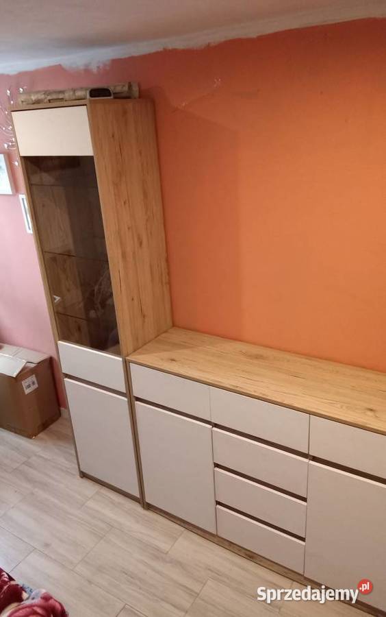 Sprzedam Komode z Witryną Komplet Kolor Biały kujawsko-pomorskie Golub-Dobrzyń