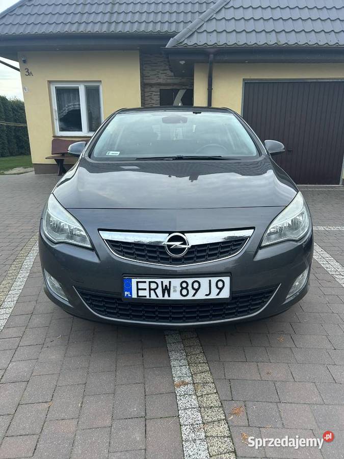 Opel Astra J CDTI 17 zadbany