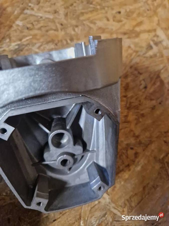 Obudowa przekładni do szlifierki yato na tarczę Głogowa