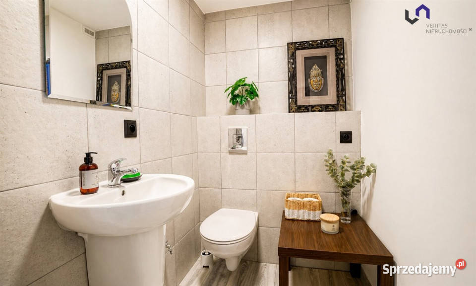 sprzedaży mieszkania Mikołów 6194m2 3pokojowe parter