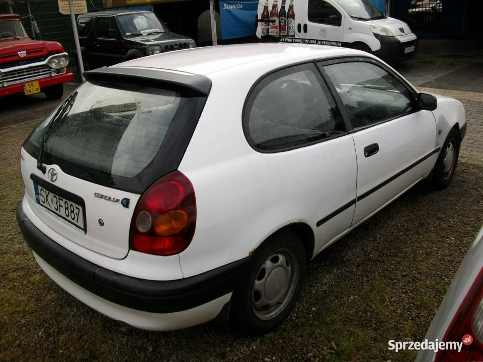 Toyota Corolla 1363 KW z klimą Seria E11 Katowice