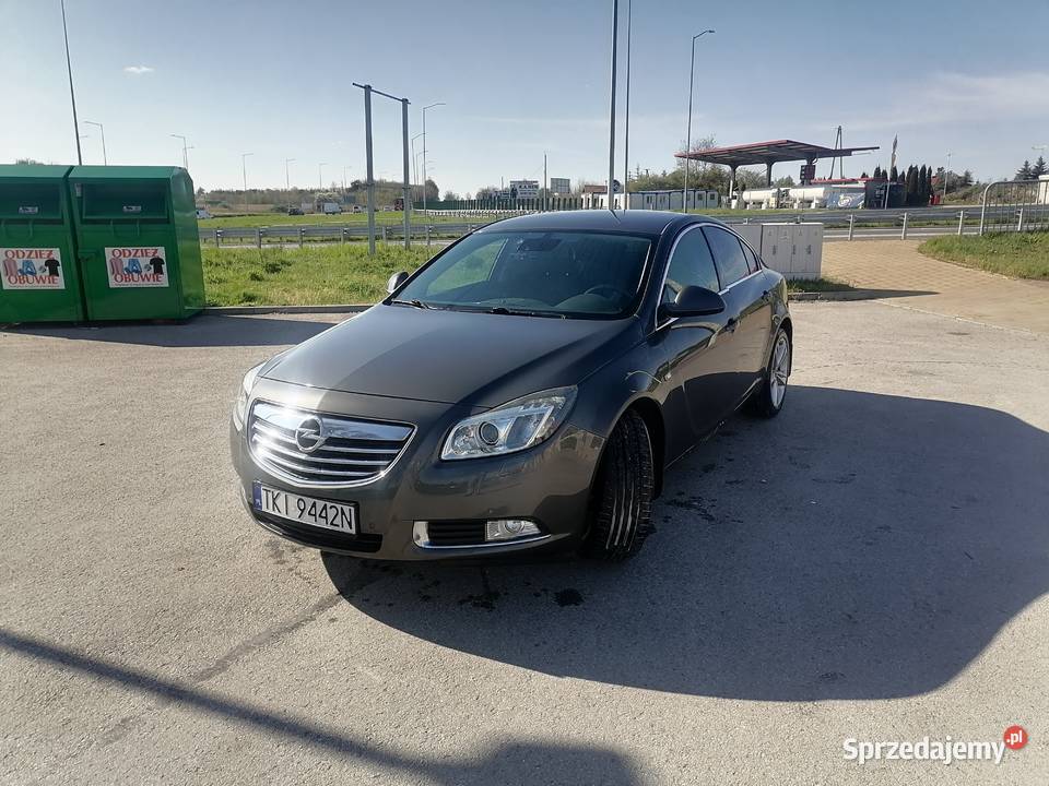 Opel insignia 20 turbo benzyna 220 nawigacja Piotrkowice