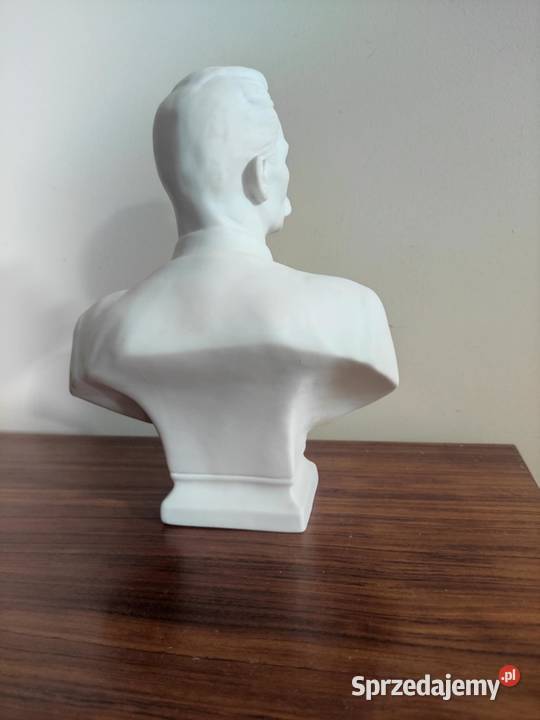 Porcelanowe popiersie Maksima Gorkiego z lat Radom