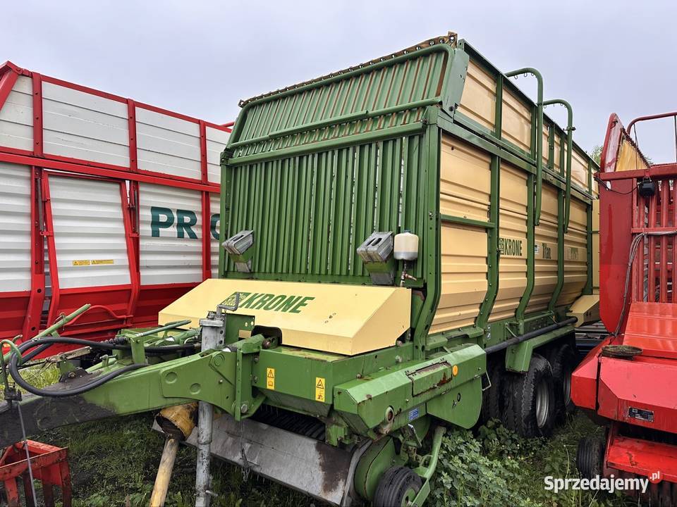 Przyczepa samozbierająca Krone strautmann Przyczepy rolnicze Cisew