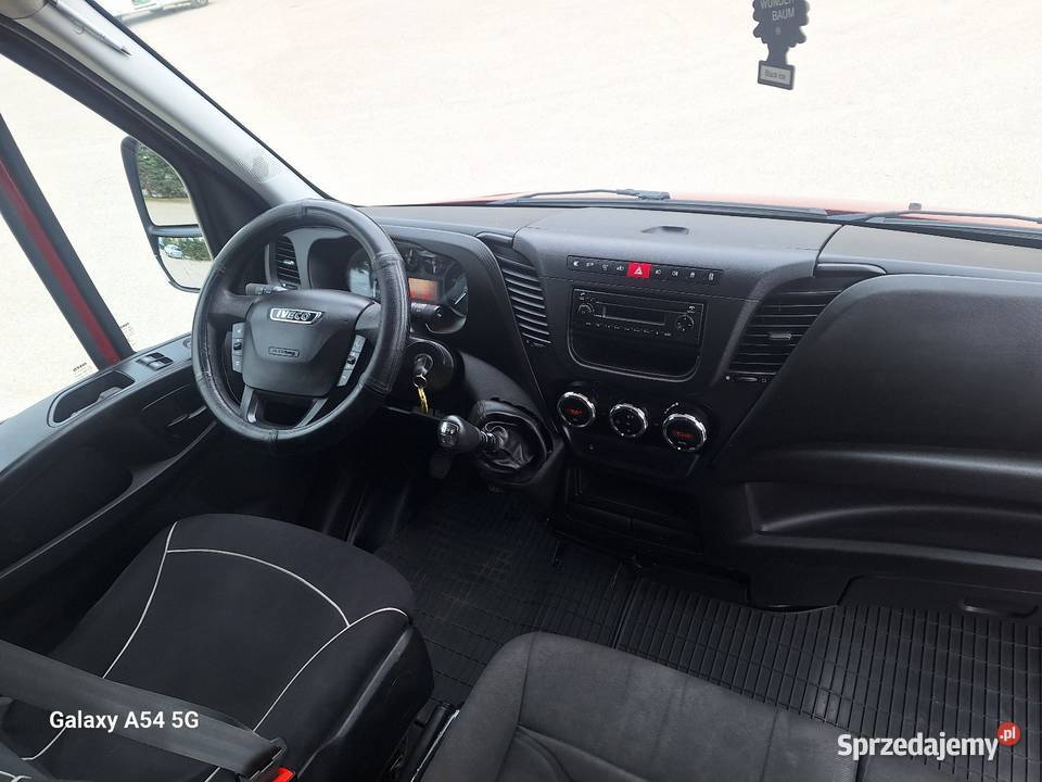 Autolaweta Iveco Deily 30 2016 180 Sypialnią Rok produkcji 2016 podlaskie Suwałki