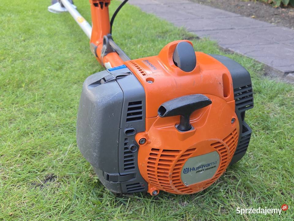Kosa podkaszarka spalinowa HUSQVARNA 555RXT 38 Kosy i podkaszarki