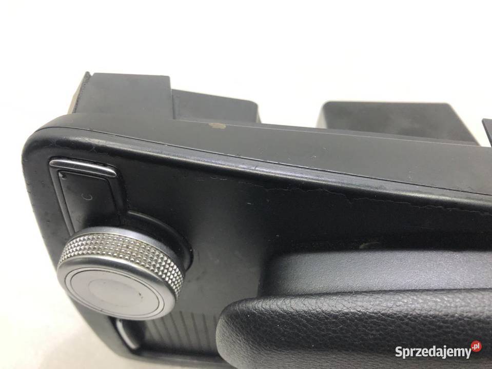 PODŁOKIETNIK TUNELU A2046801339 MERCEDES W212 osobowe sprzedam