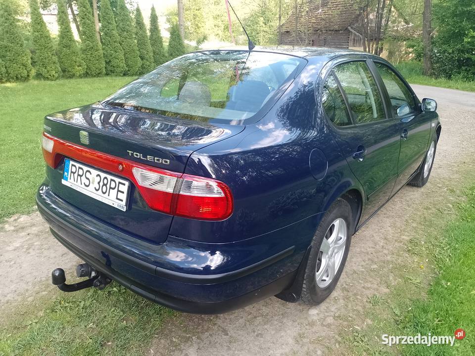 Seat Toledo 20002001 Benzyna 1600 SR Rok produkcji 2000 Jasło sprzedam